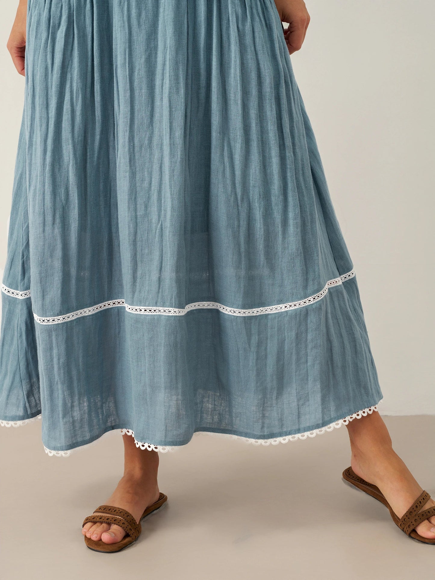 Marisol | Women’s Linen Lace-Up Pocket Maxi Skirt