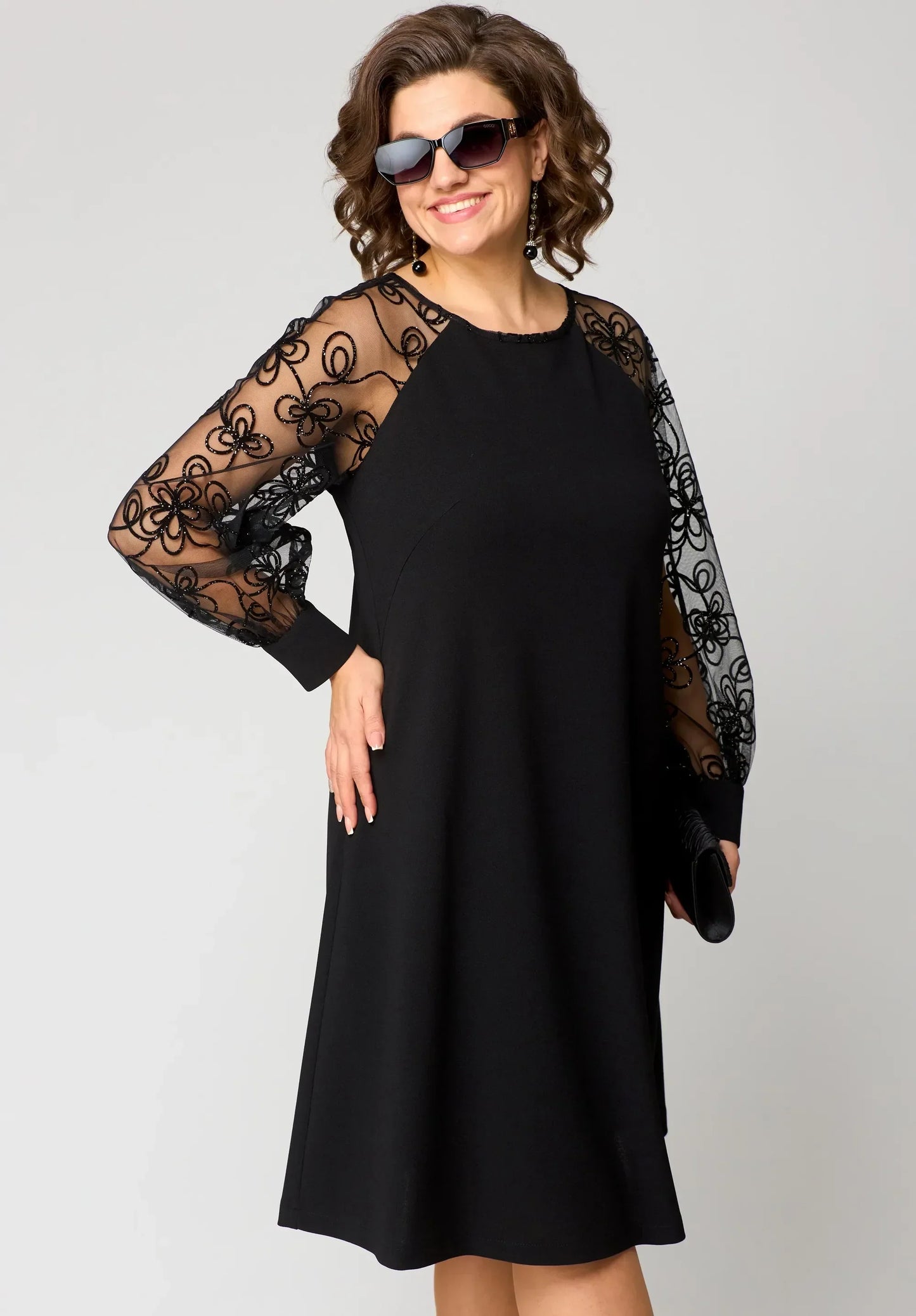Edlyn | Women’s Elegant Lace Sleeve Midi Dress