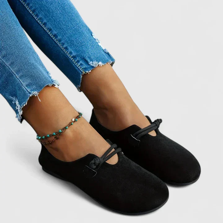 Calyra | Women’s Bow Detail Slip On Loafers