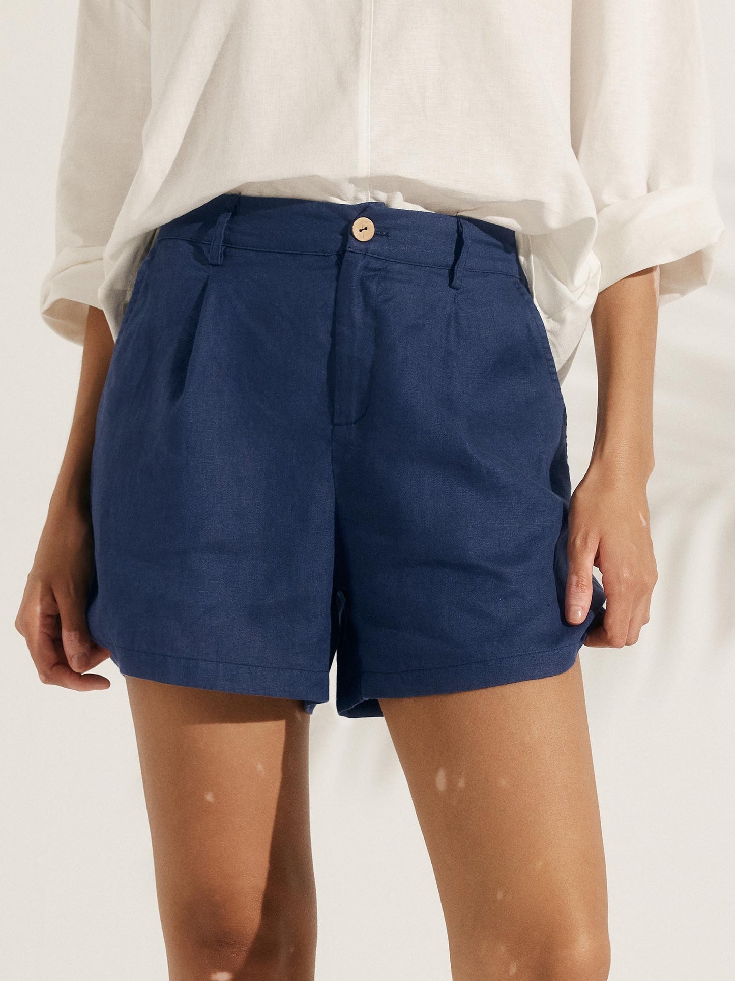 Callista | Women’s Linen Pleated Tailored Shorts