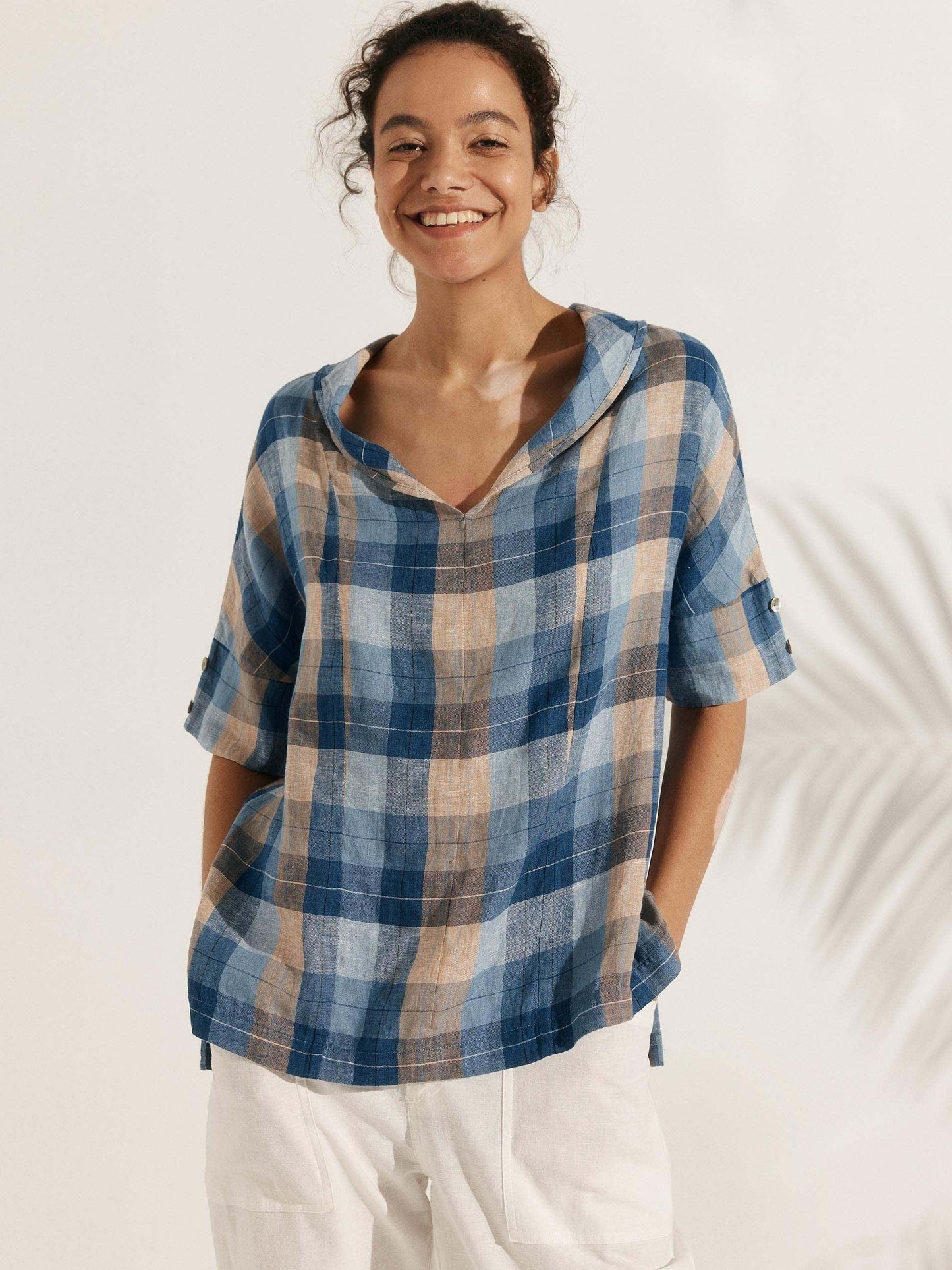 Jolene | Women’s Linen V-Neck Short Sleeve Blouse