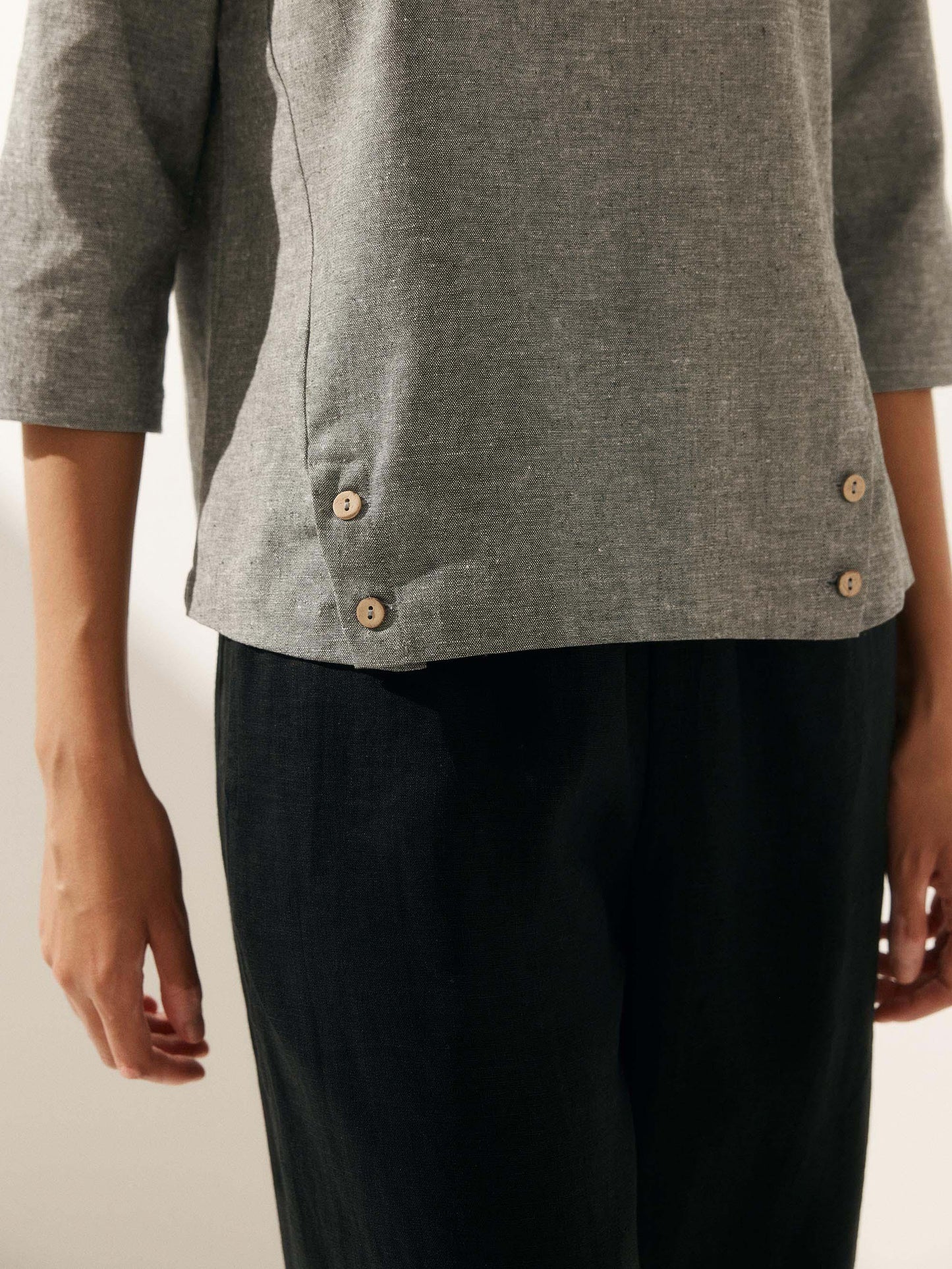 Casey | Women’s Linen Gingham Checked Soft-Fold Collar Blouse