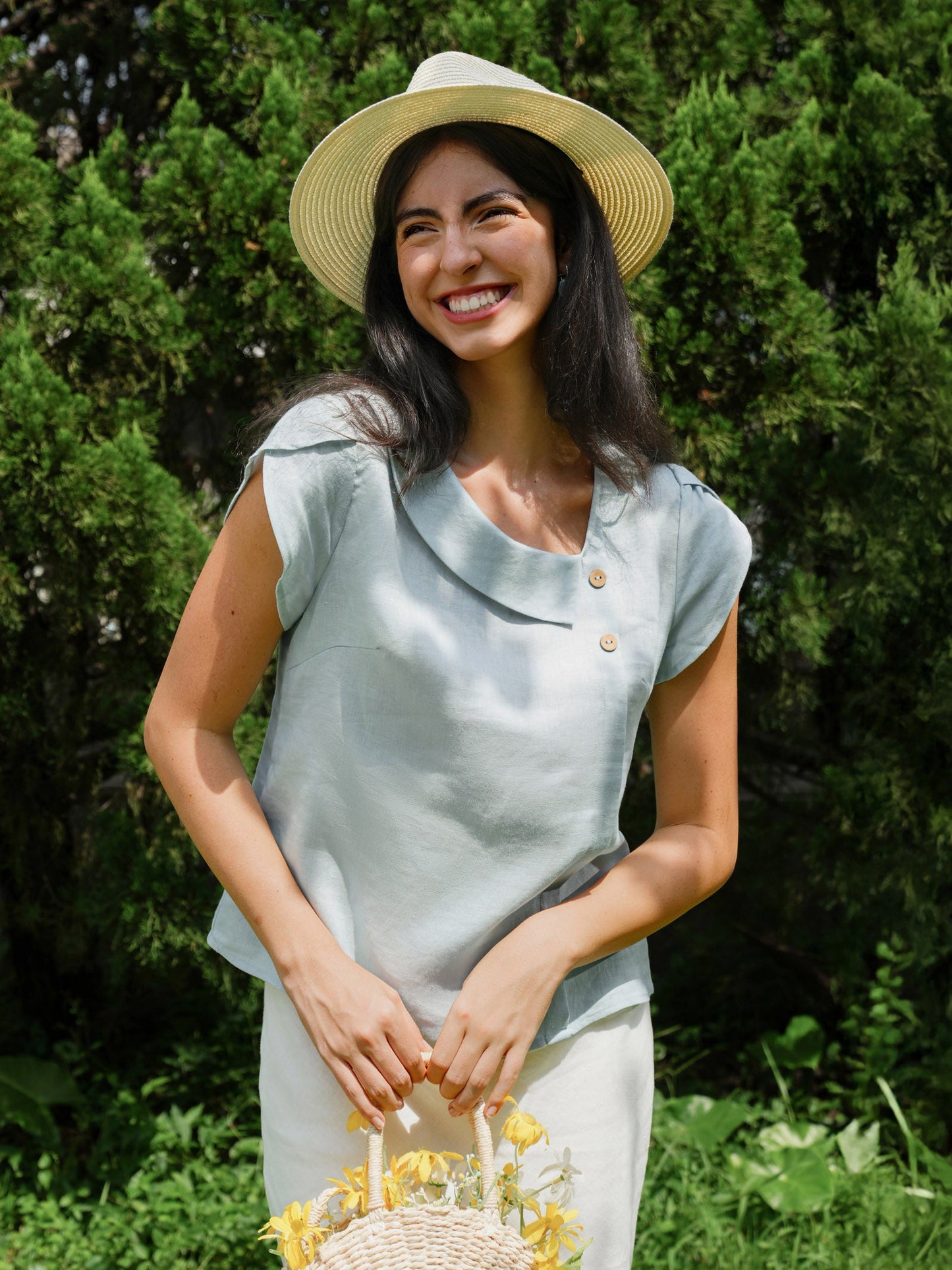 Alaina | Women’s Linen Crescent Collar Flutter Sleeve Top