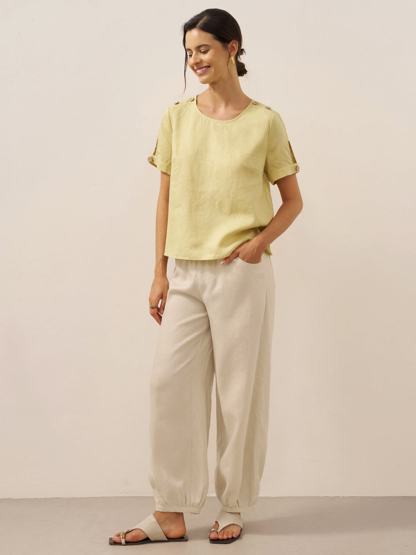 Bexley | Women’s Linen Eyelet Short Sleeve Pullover Top