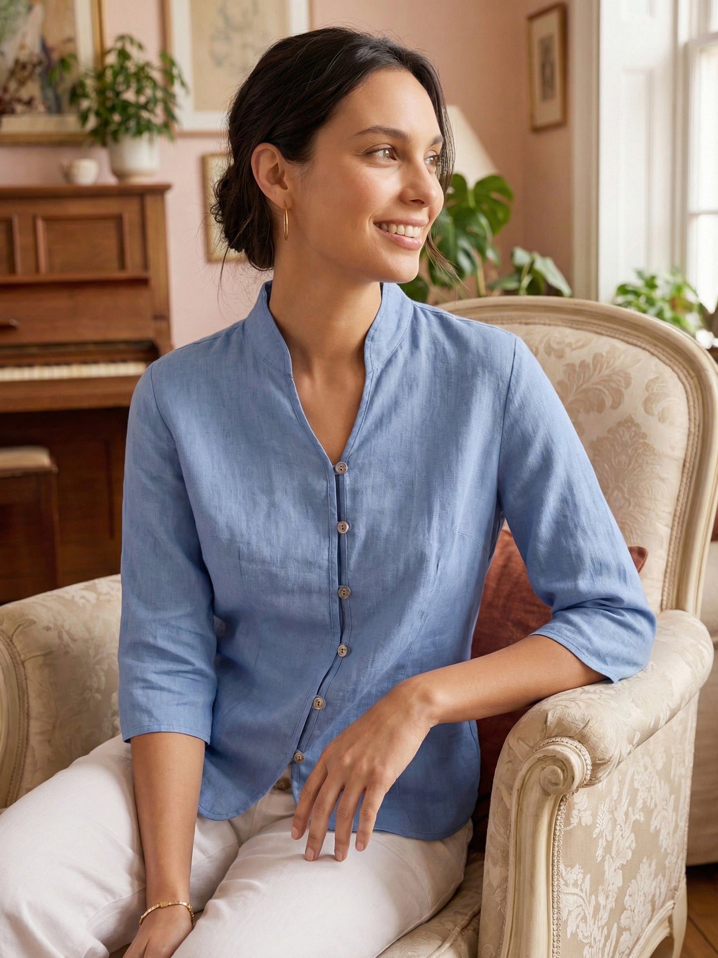 Imogen | Women’s Linen Hand Button Fitted Blouse
