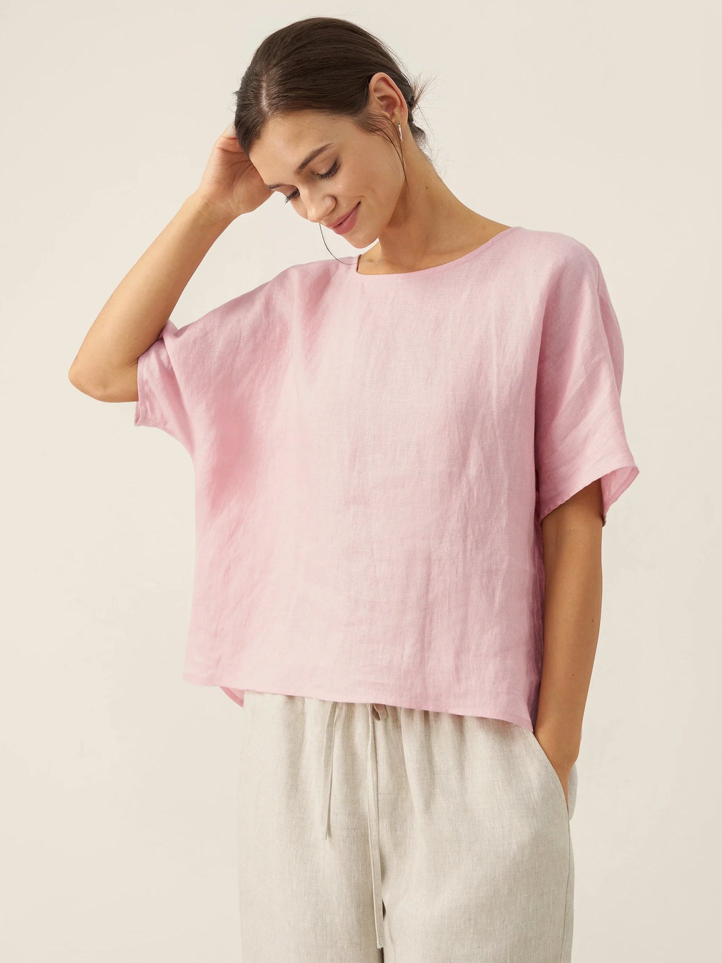 Thandie | Women’s Linen Round Neck Back-Opening Blouse