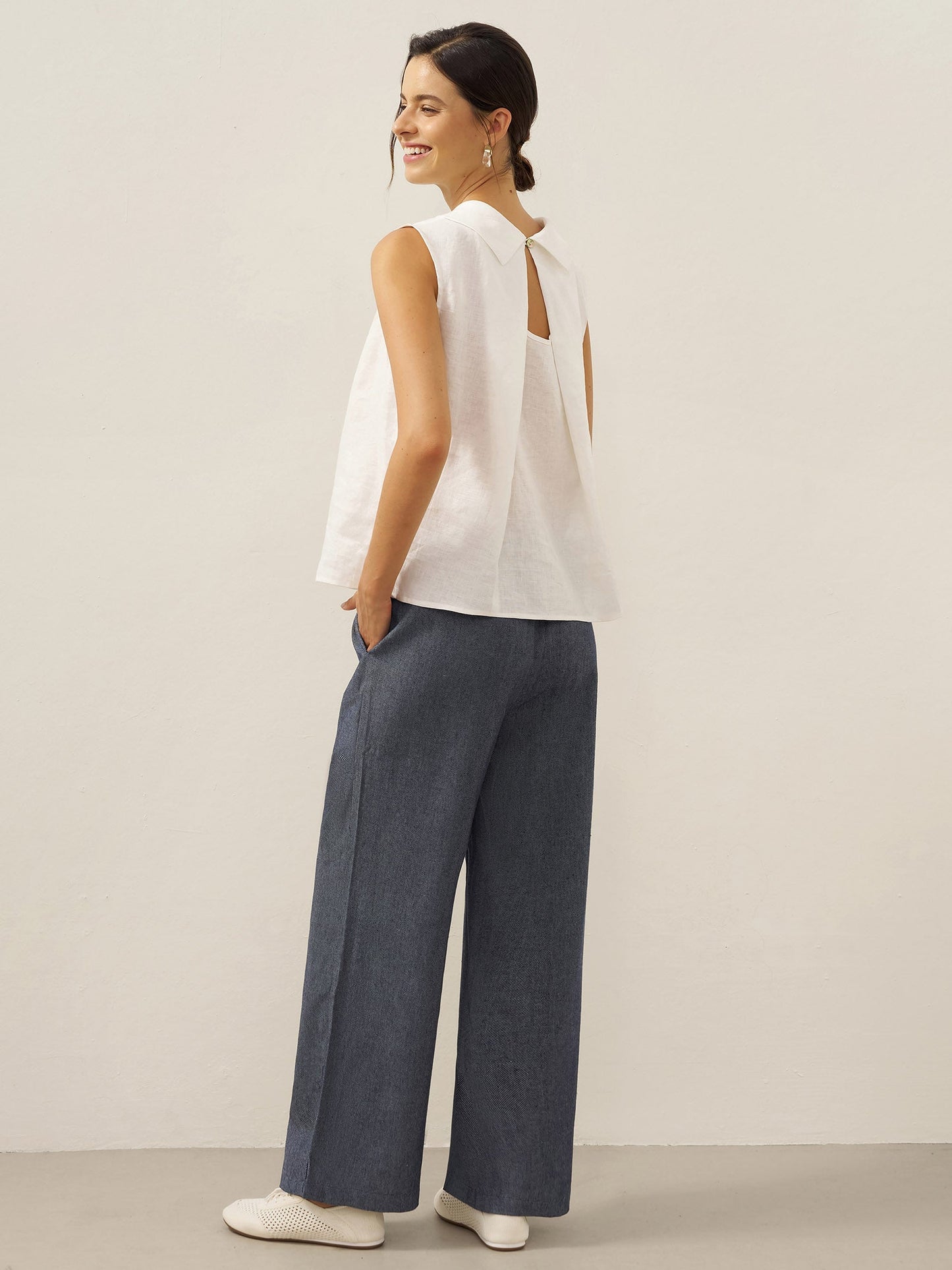 Parker | Women’s Linen Structured Collar Sleeveless Blouse
