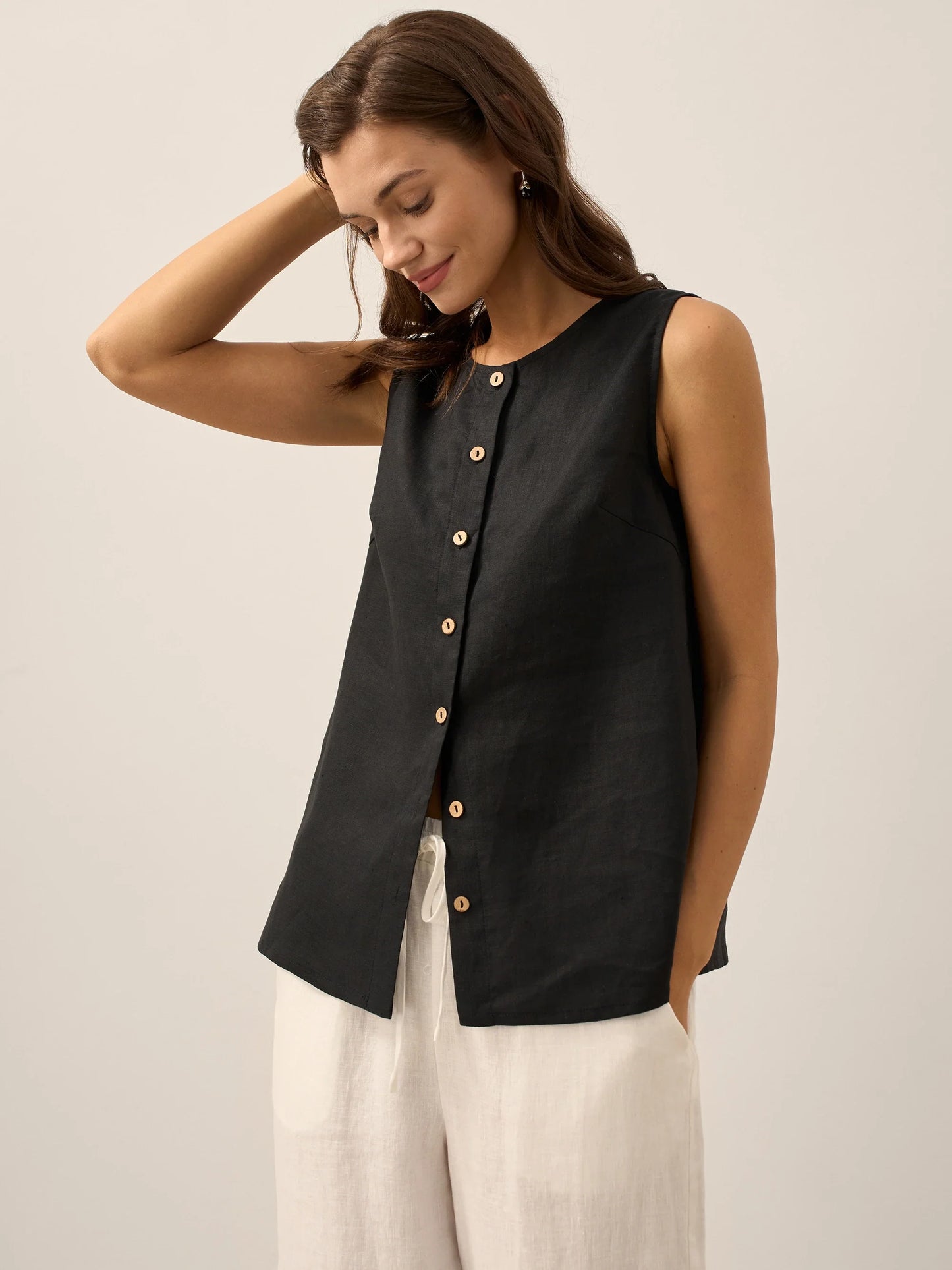 Delia | Women’s Linen Button-Down Sleeveless Blouse