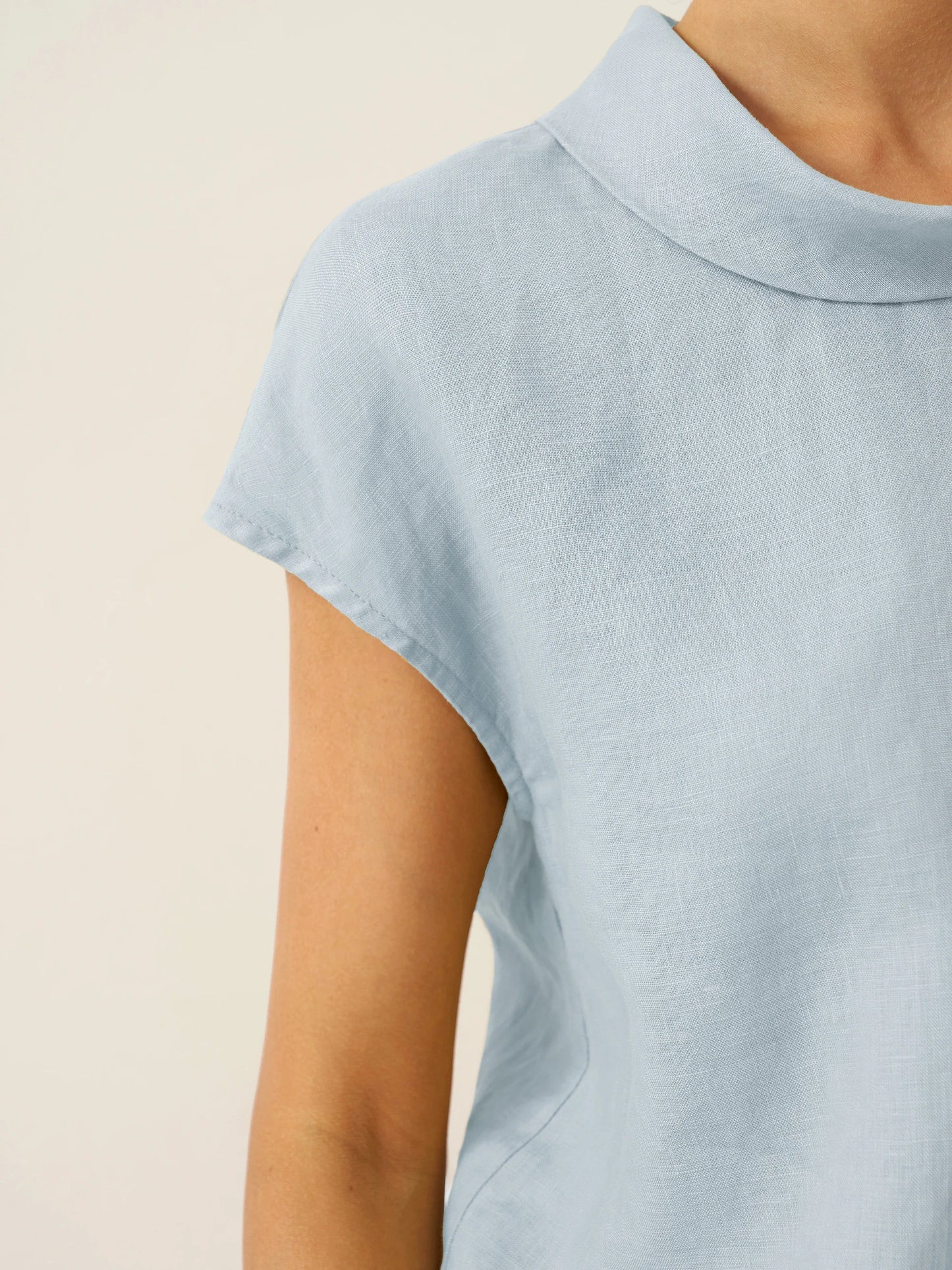 Payton | Women’s Linen Cap Sleeve Soft-Fold Collar Top
