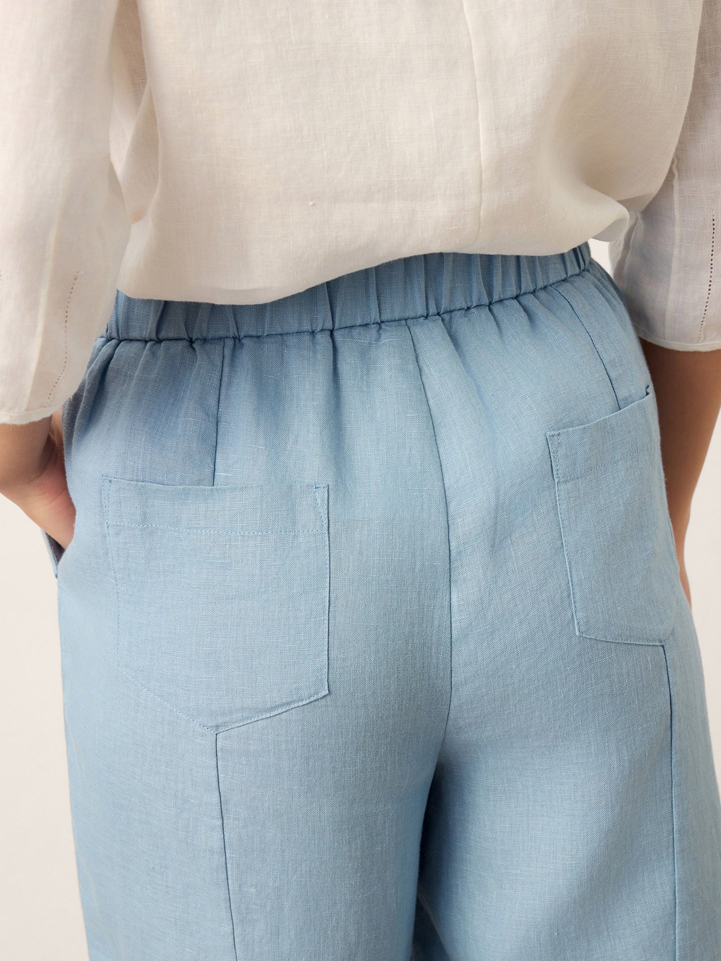 Quinn | Women’s Linen Tapered Cropped Pull-On Pants