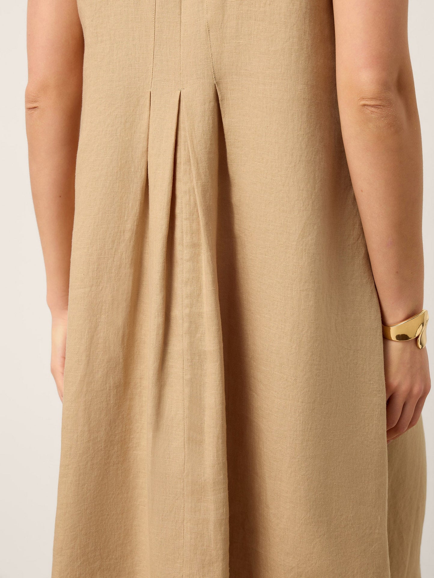Brynlee | Women’s Linen Sleeveless Tie-Neck Maxi Dress