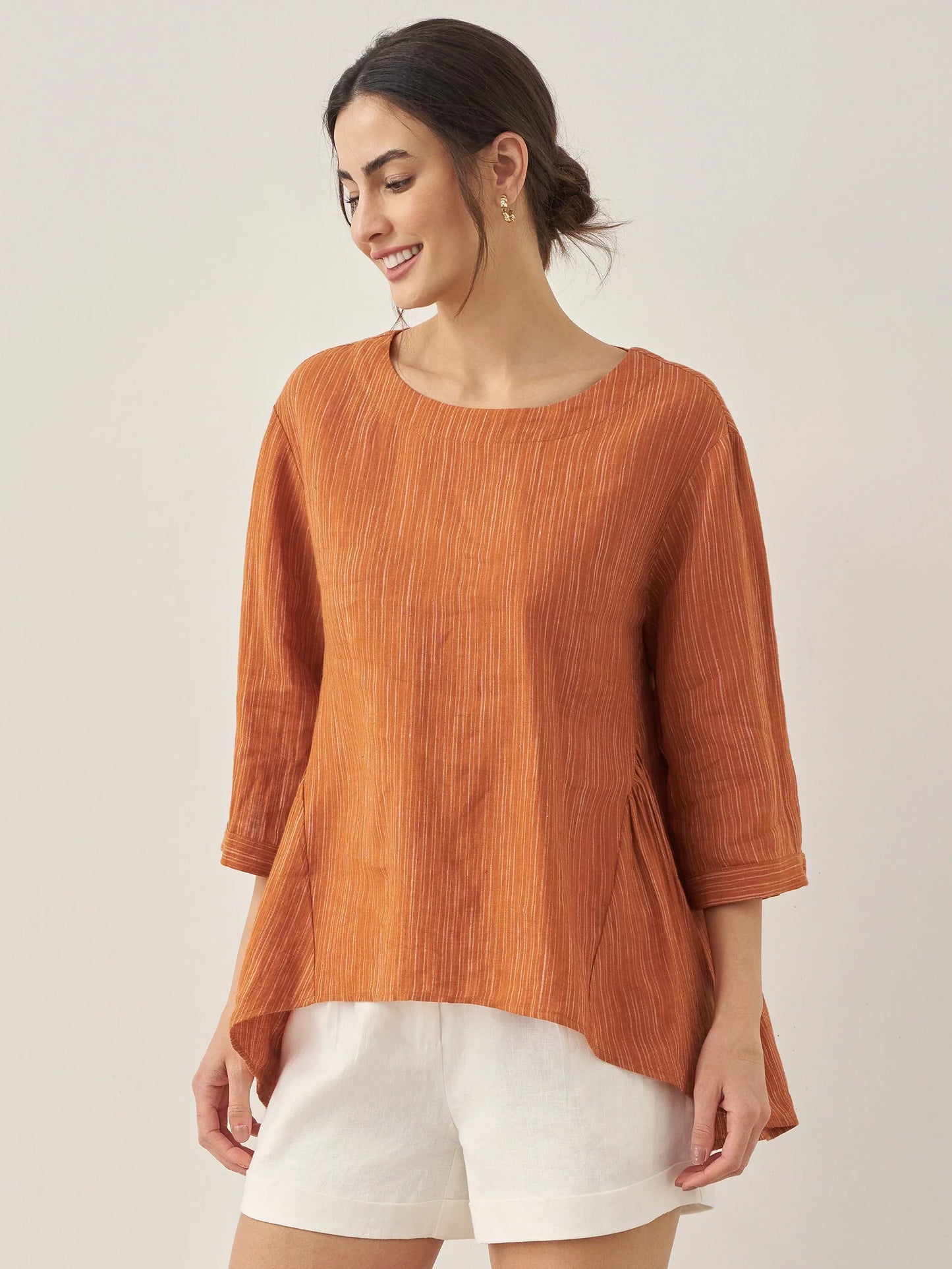 Avery | Women’s Linen Round Neck Artistic Stripe Shirt