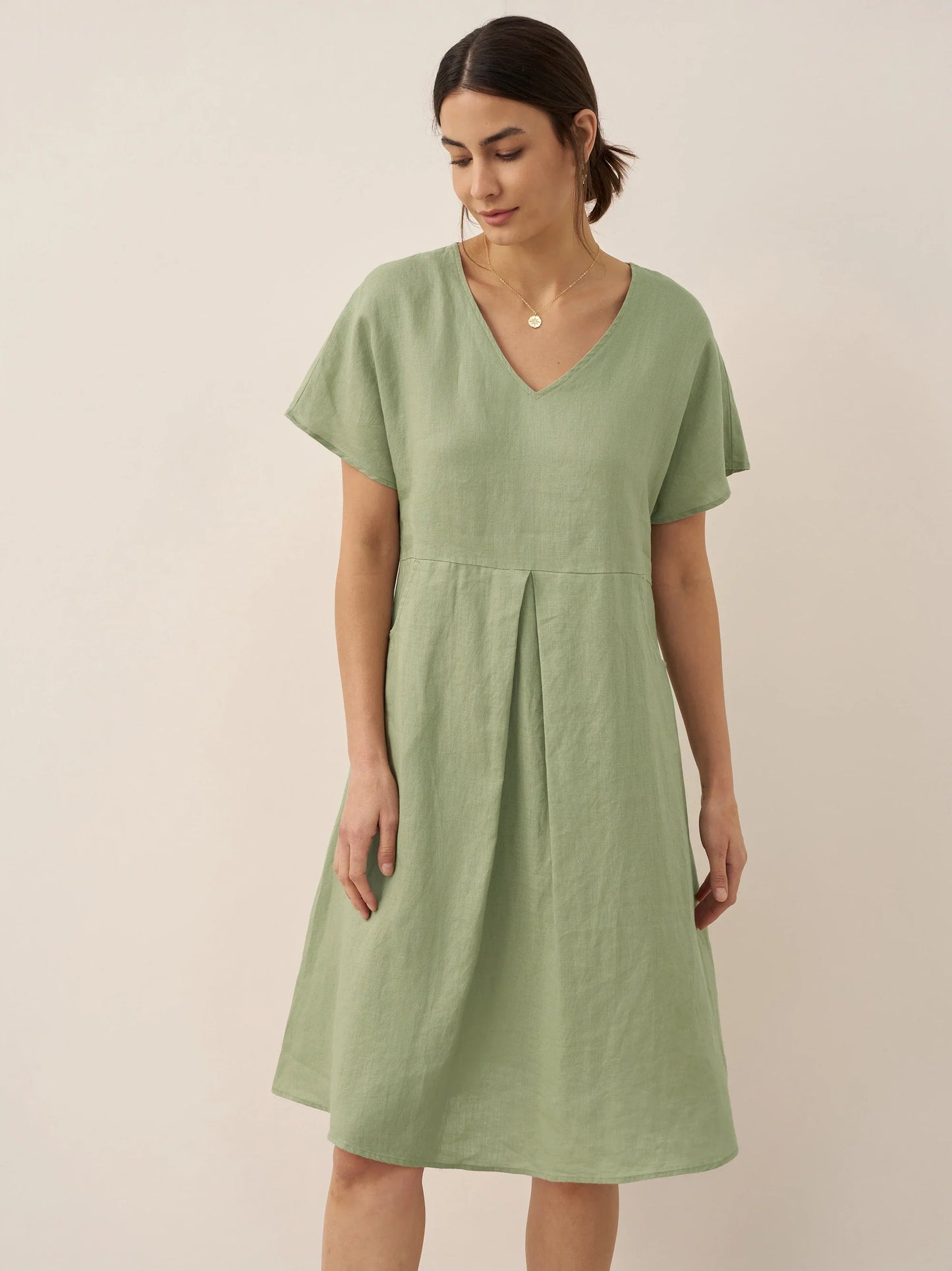 Briar | Women’s Linen V-Neck Pocket Swing Dress
