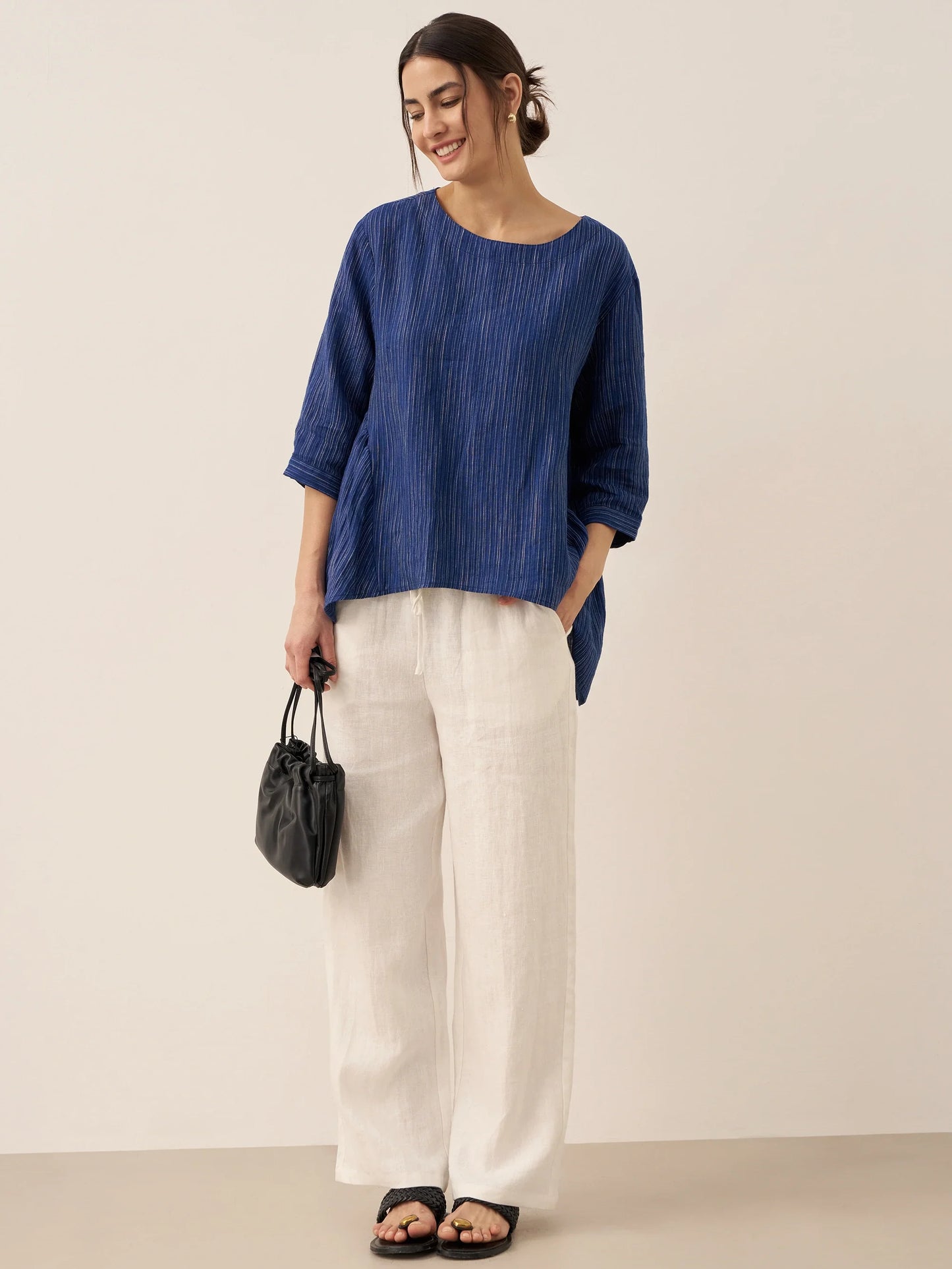 Avery | Women’s Linen Round Neck Artistic Stripe Shirt