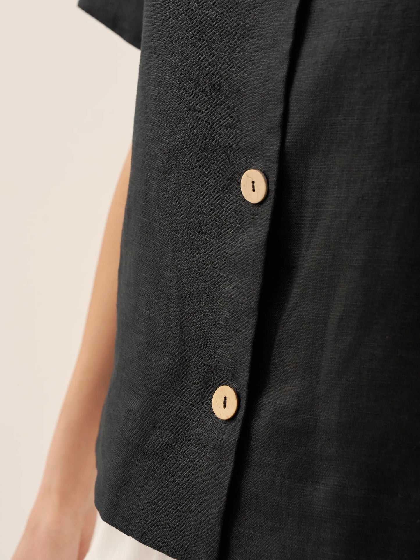 Quinn | Women’s Linen Button-Up Short Sleeve Blouse