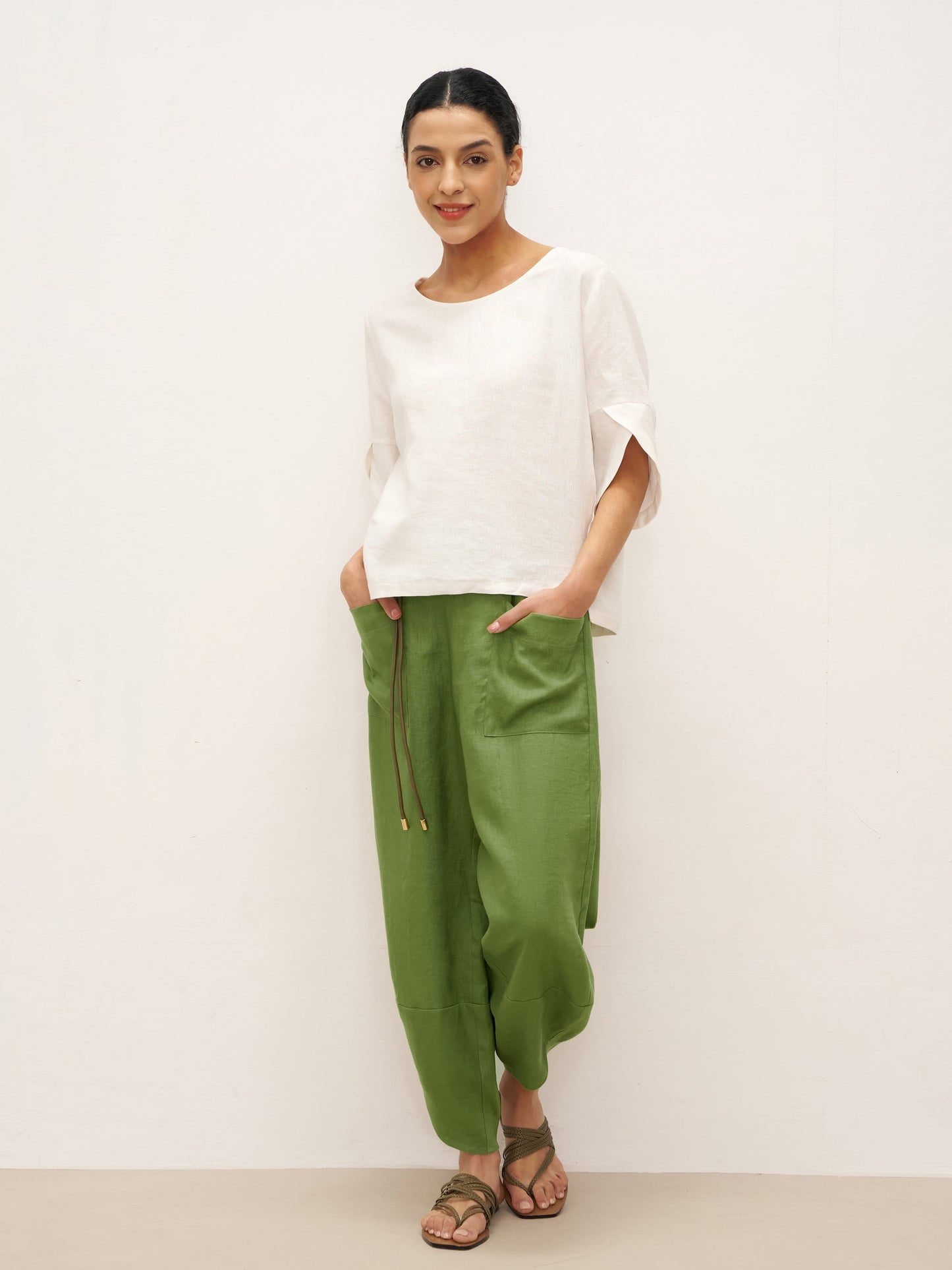 Marley | Women’s Linen Round Neck Petal Sleeve Blouse