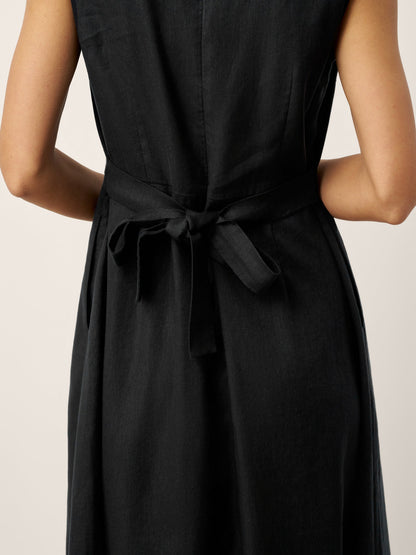 Kendall | Women’s Linen V-Neck Sleeveless Maxi Dress