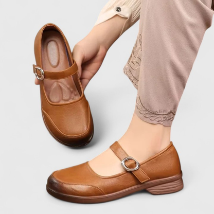 Tavelle | Women’s Spring Classic Buckle Shoes