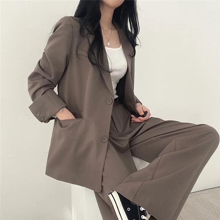 Maris | Women’s Tailored Suit Set with Long Blazer