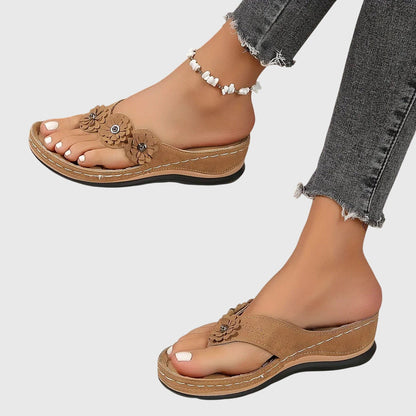 Aurette | Women’s Flip-Flop Sandals