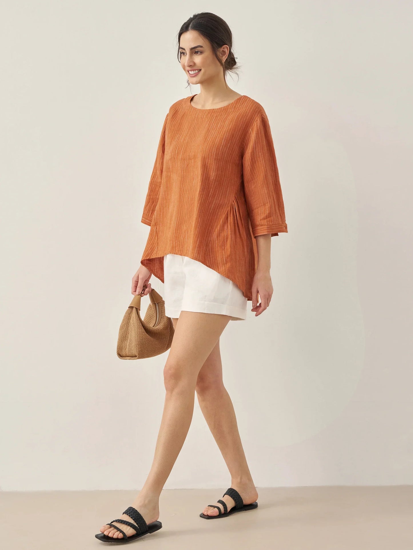Avery | Women’s Linen Round Neck Artistic Stripe Shirt