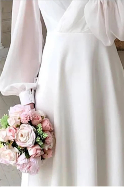 Marlowe | Women’s V-Neck Puff Dress