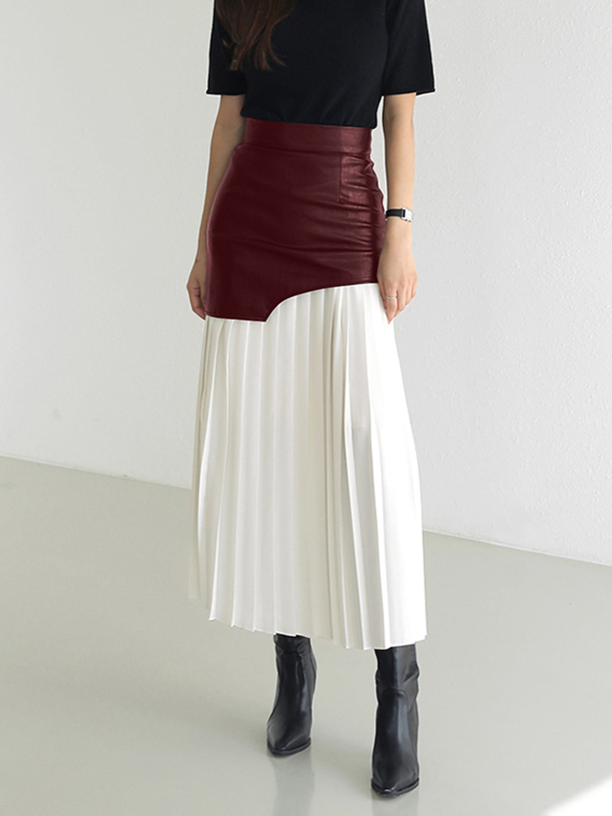 Maelle | Women’s Asymmetrical Pleated Midi Skirt