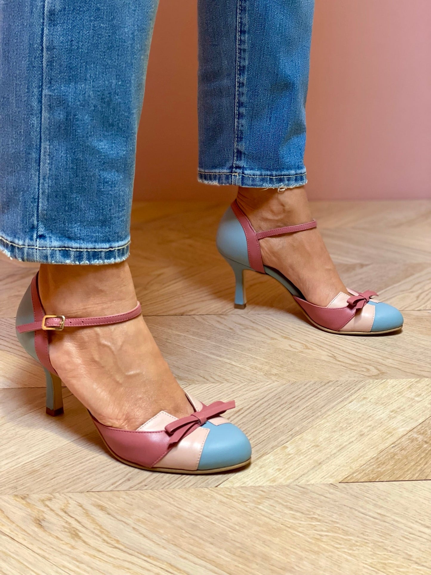 Vionne | Women’s Bow Strap Heels