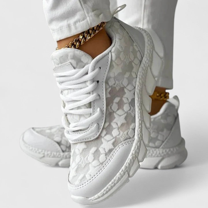 Marlowe | Women’s Comfortable Lace Up Sneakers