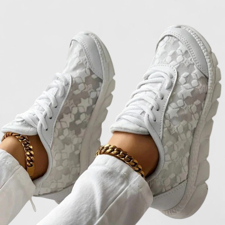 Marlowe | Women’s Comfortable Lace Up Sneakers