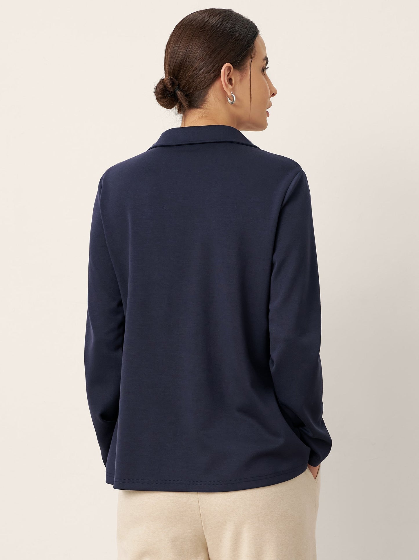 Reese | Women’s Notched Pleat Long Sleeve Top