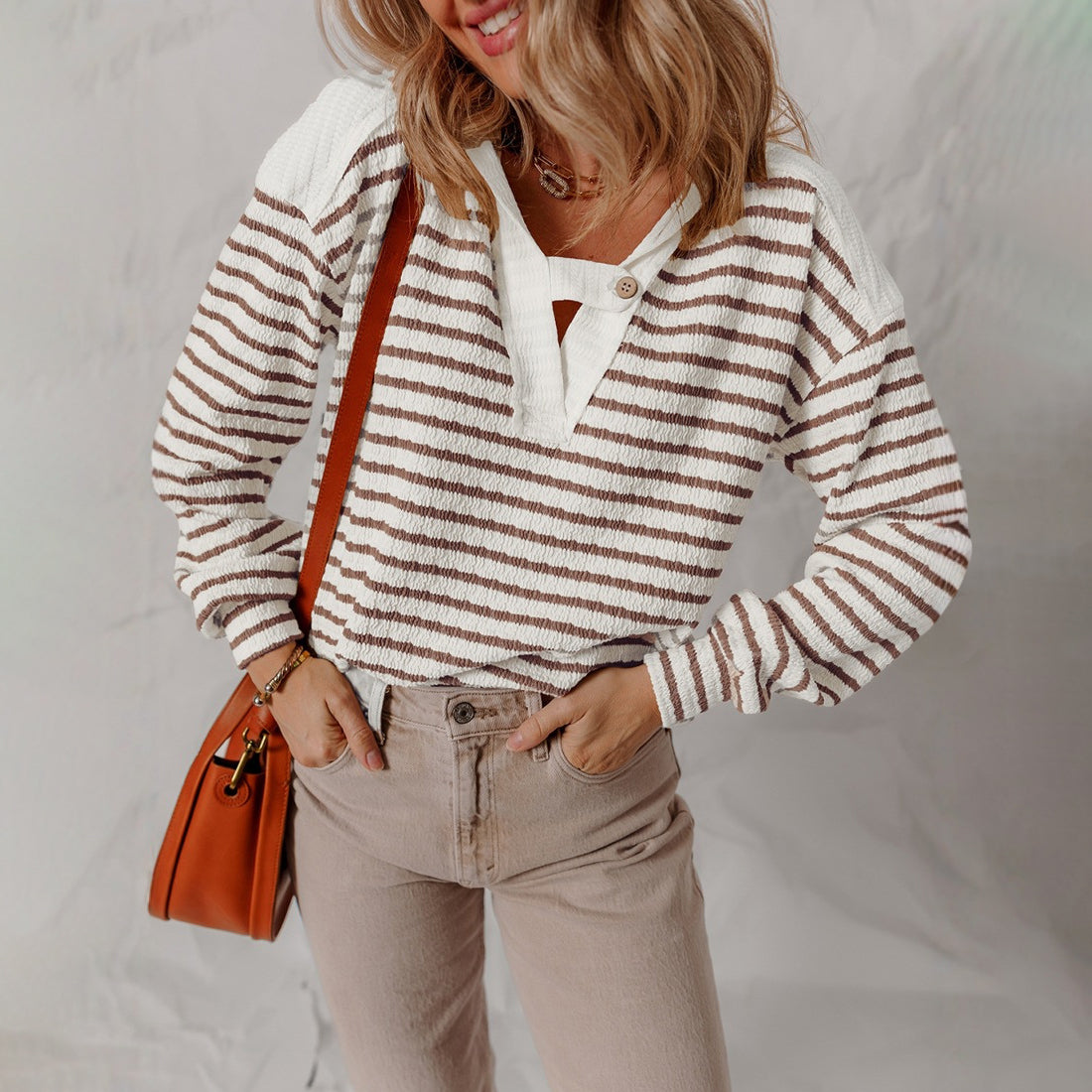 Elowyn | Women’s Striped V-Neck Knit Sweater