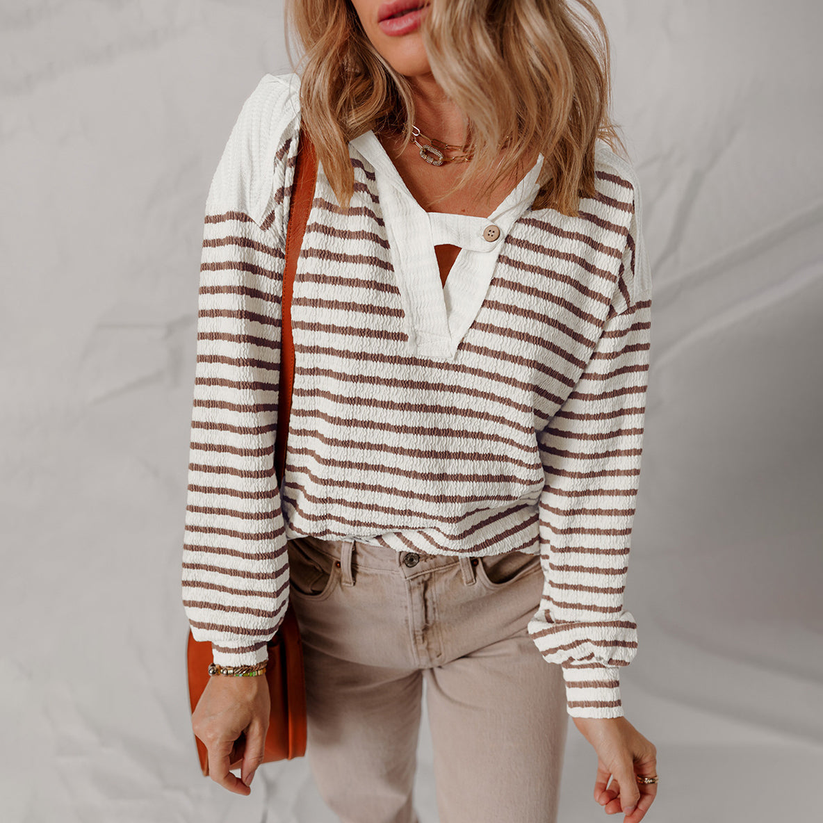 Elowyn | Women’s Striped V-Neck Knit Sweater