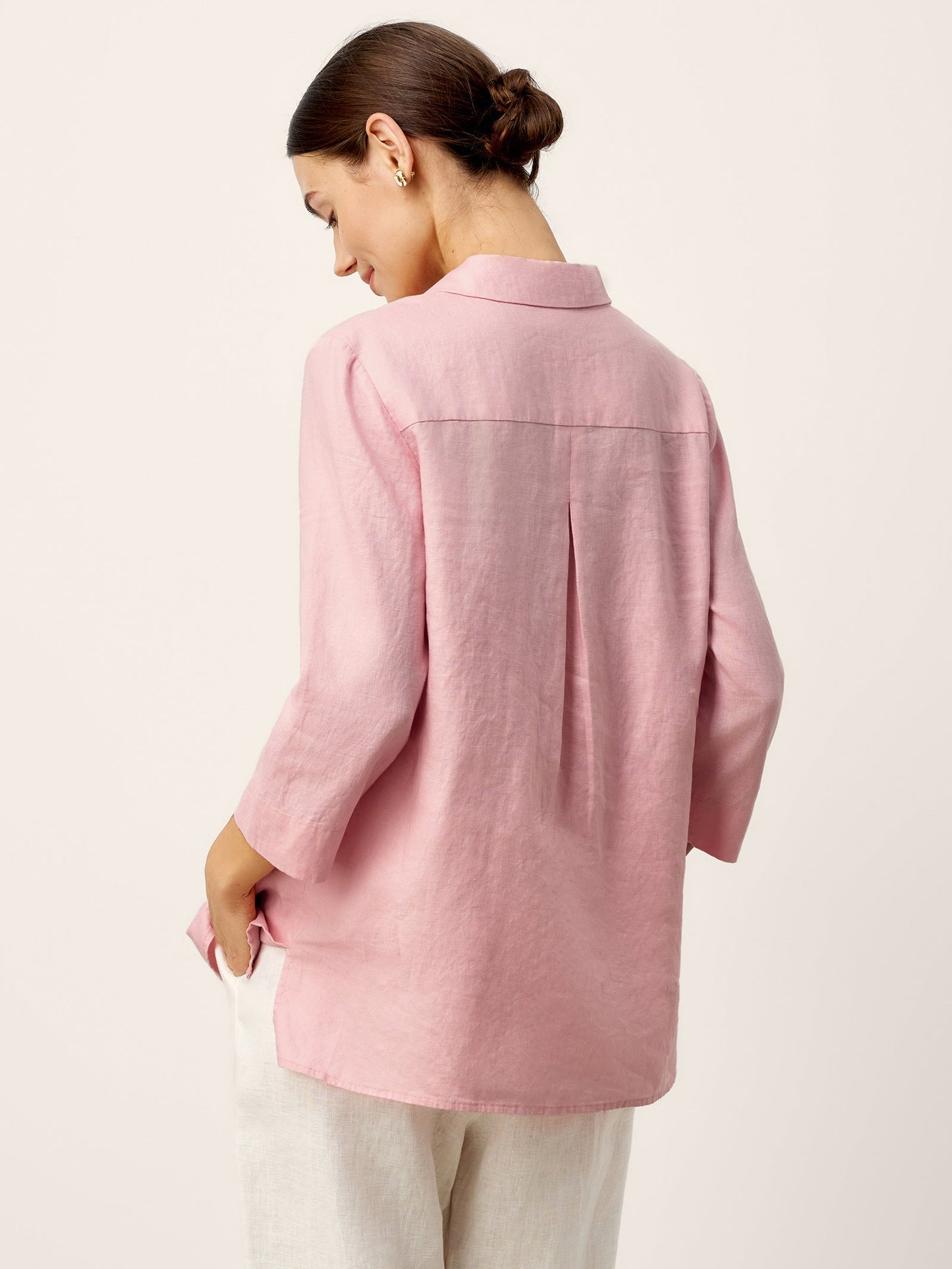 Marcelline | Women’s Linen Layered V-Neck Pleated Blouse