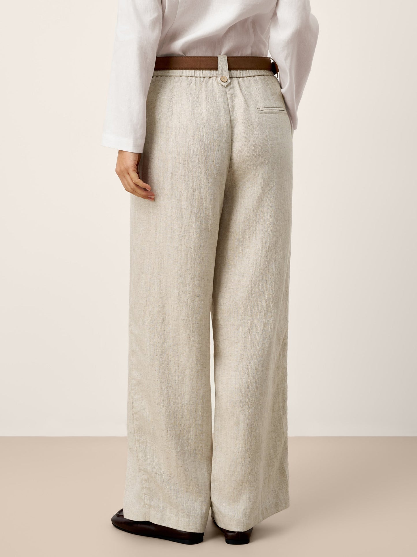 Sawyer | Women’s Linen-Lyocell Pleated Wide Leg Trousers