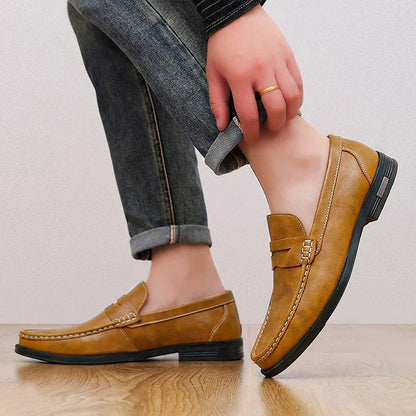 Bennett | Men’s Moc-Toe Loafers
