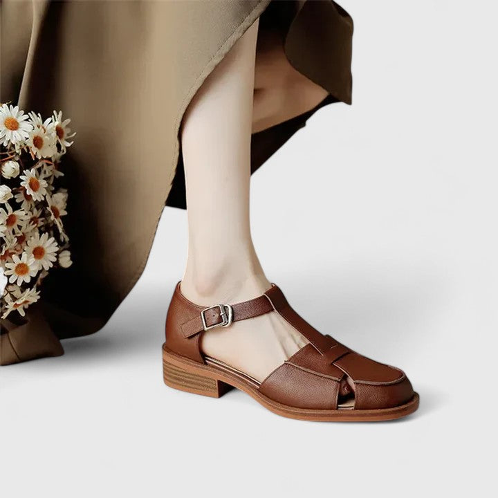 Janice | Women’s Buckle Strap Closed Toe Sandals