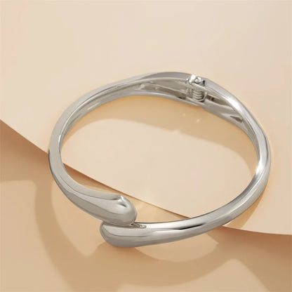 Briarose | Women’s Sculptural Bracelet