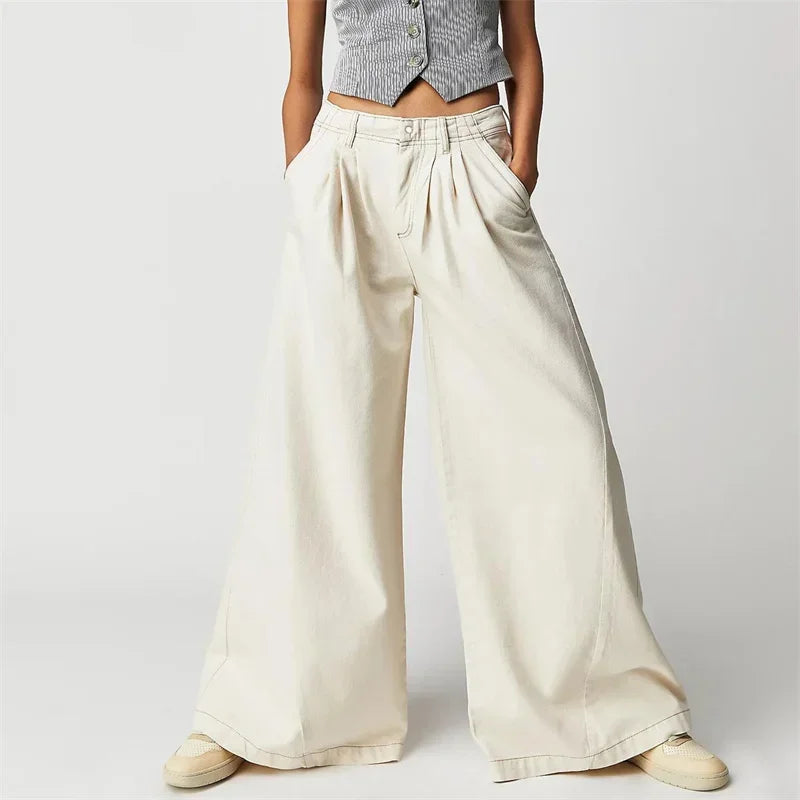Erin | Women’s Modern Pleated Wide-Leg Jeans