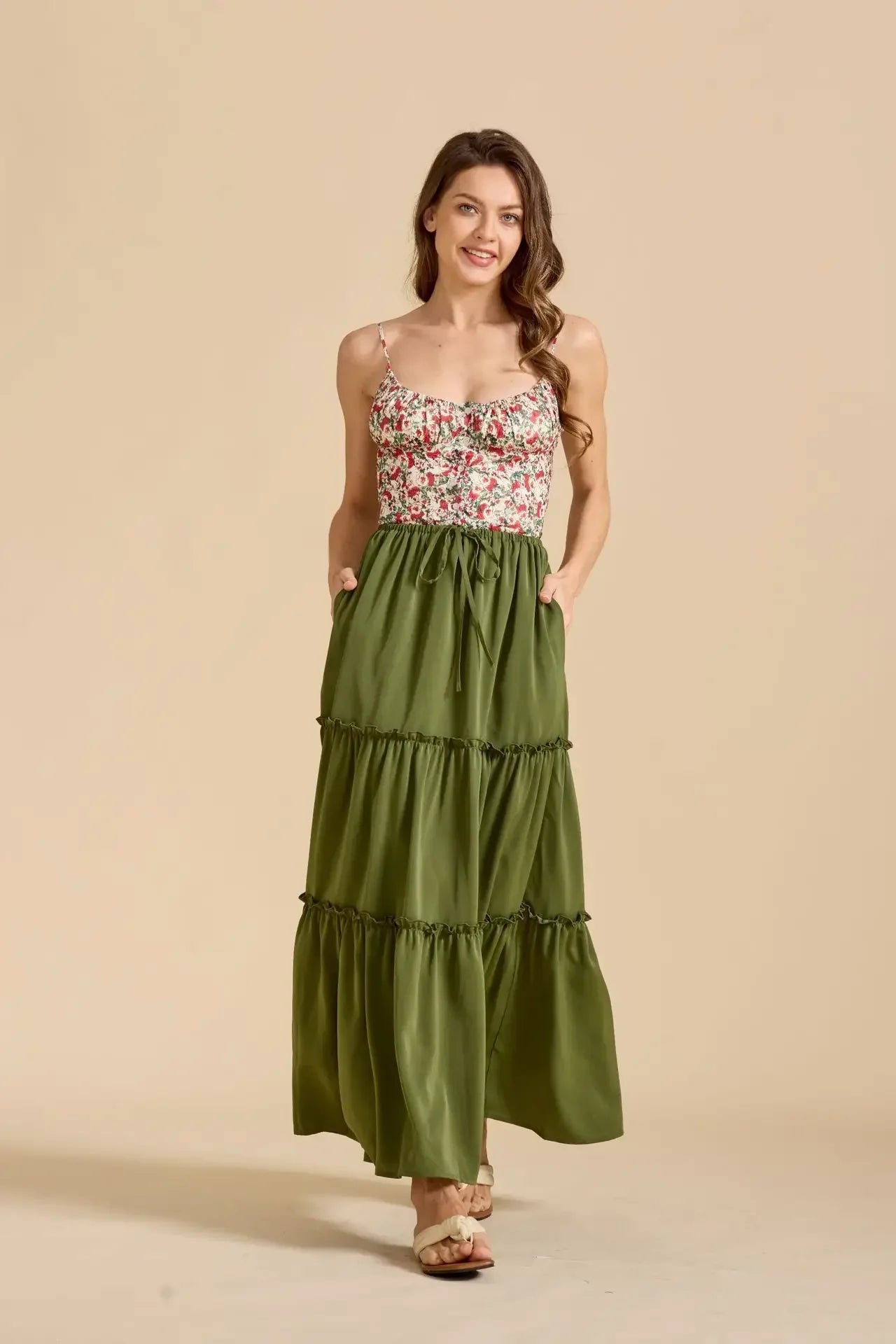 Daphne | Women’s Tiered Meadow Print Maxi Skirt