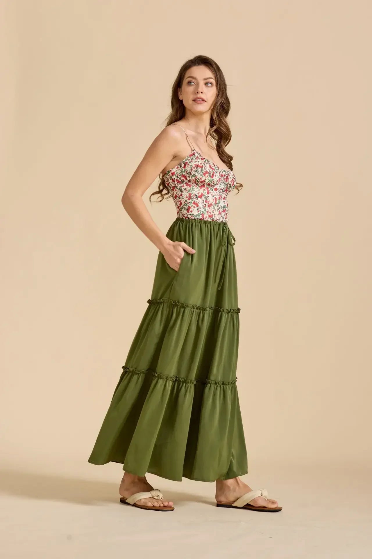 Daphne | Women’s Tiered Meadow Print Maxi Skirt