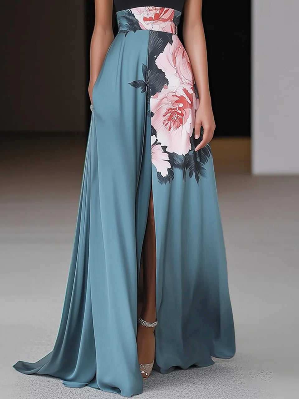 Amalthea | Women’s Floral Halter Neck Sleeveless Maxi Dress