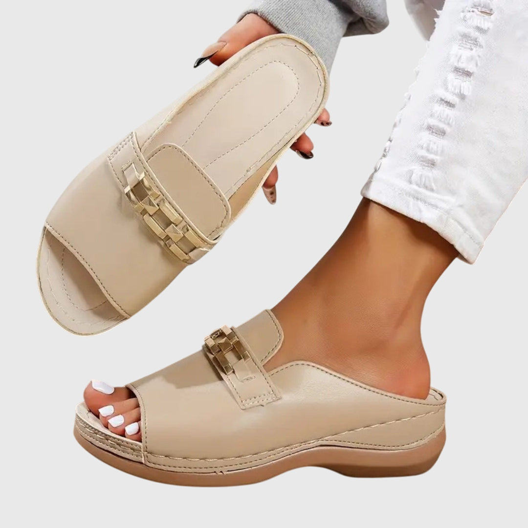 Willa | Women’s Lightweight Orthopedic Slide Sandals