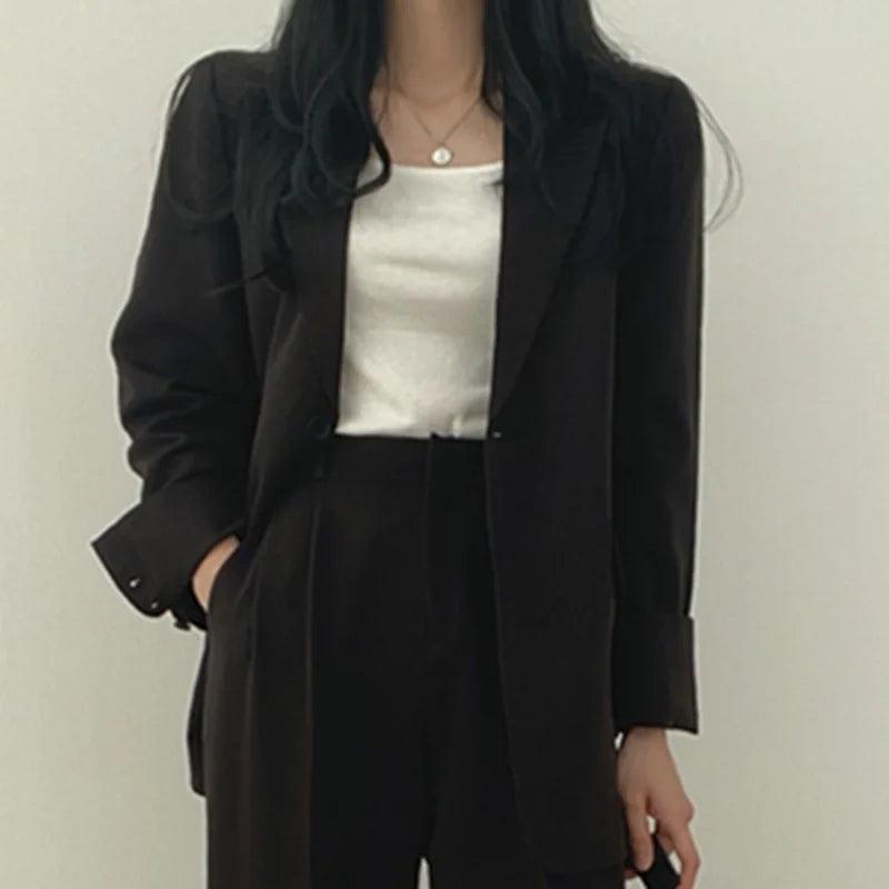 Maris | Women’s Tailored Suit Set with Long Blazer