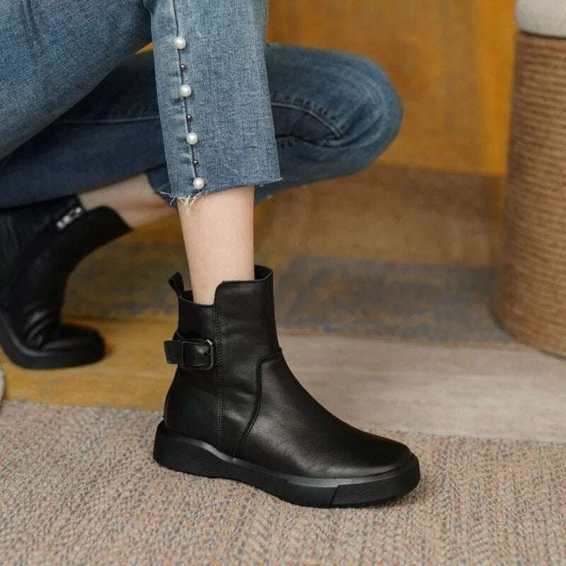 Danica | Women’s Non-Slip Retro Short Boots in Smooth Leather