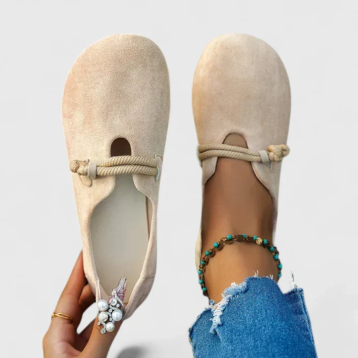 Calyra | Women’s Bow Detail Slip On Loafers