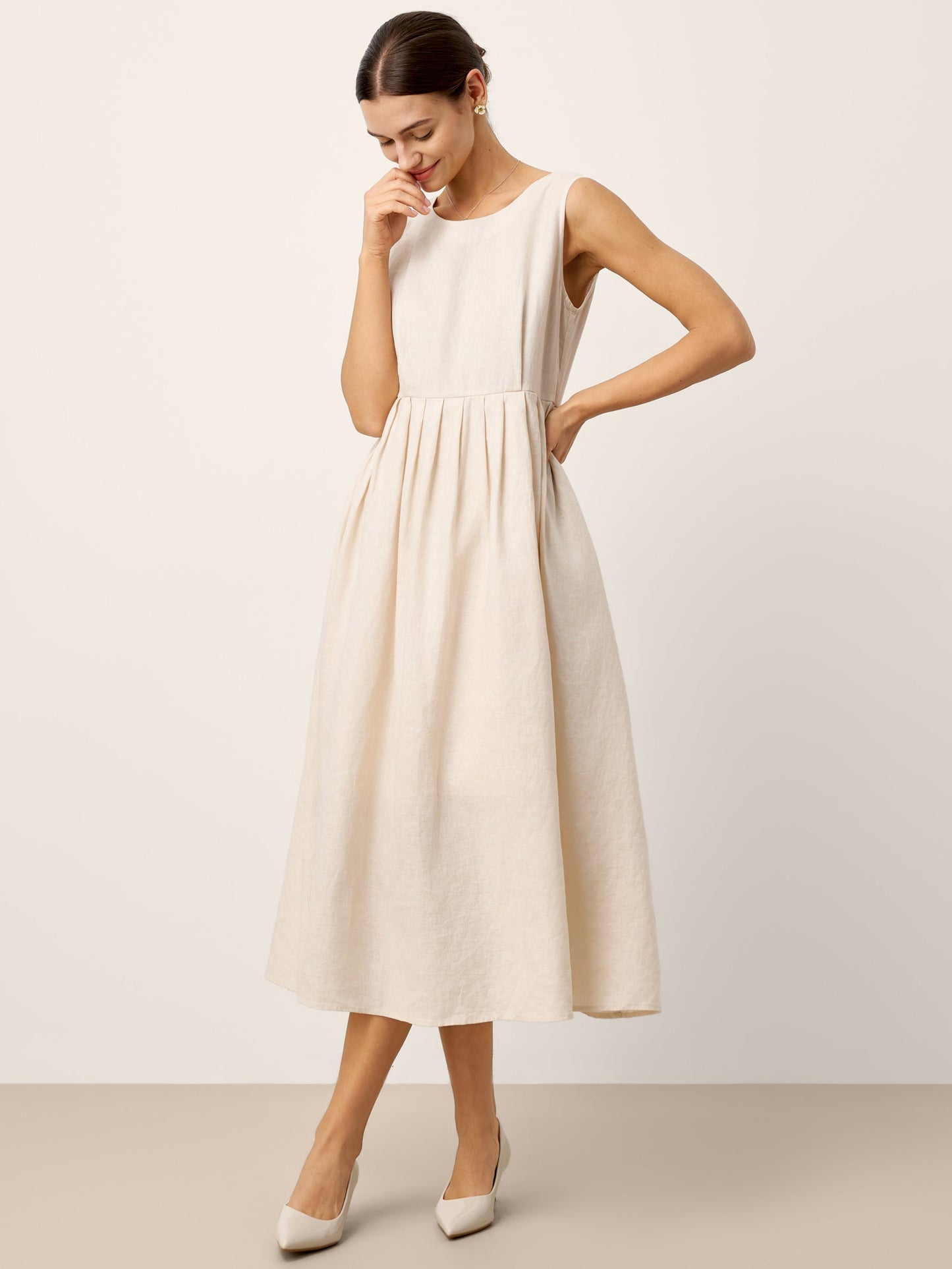 Monroe | Women’s Linen Sleeveless Crew Neck Pleated Waist Maxi Dress
