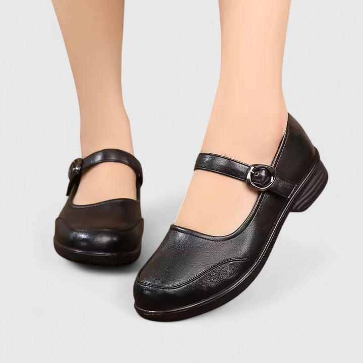 Tavelle | Women’s Spring Classic Buckle Shoes