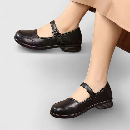 Tavelle | Women’s Spring Classic Buckle Shoes