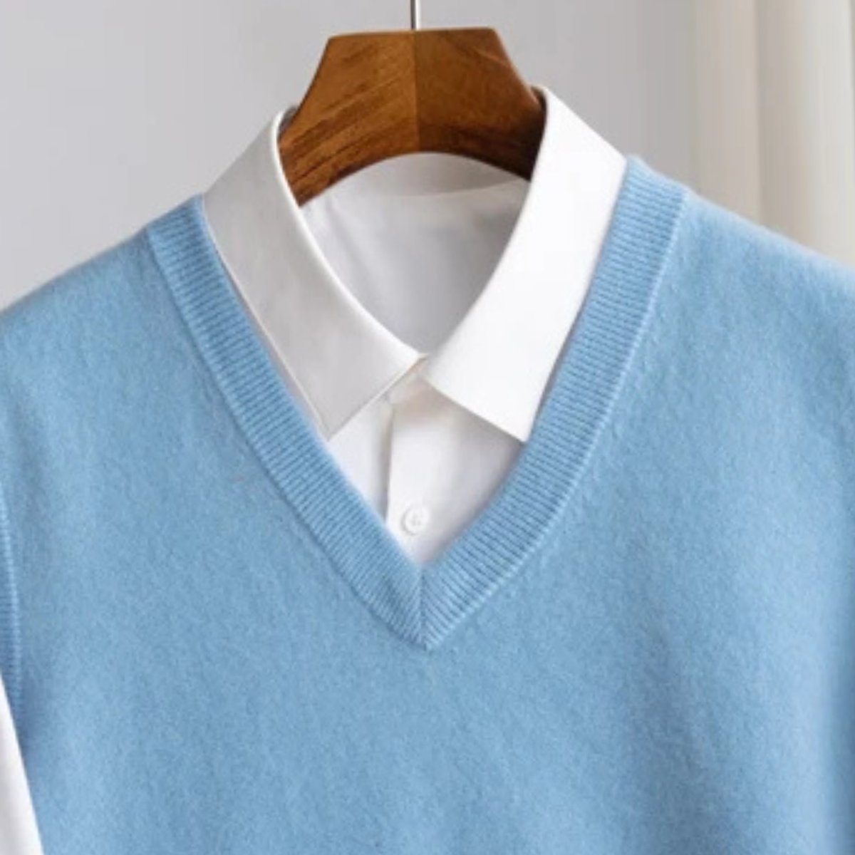Keegan | Men’s V-Neck Sweater Vest
